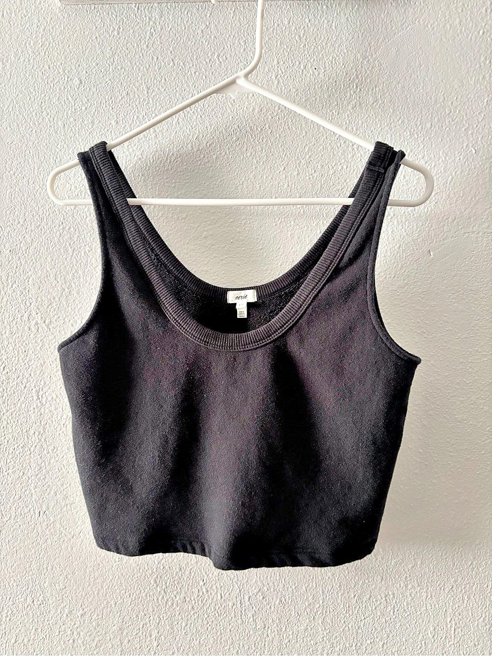 aerie Black Crop Tank Size Small
